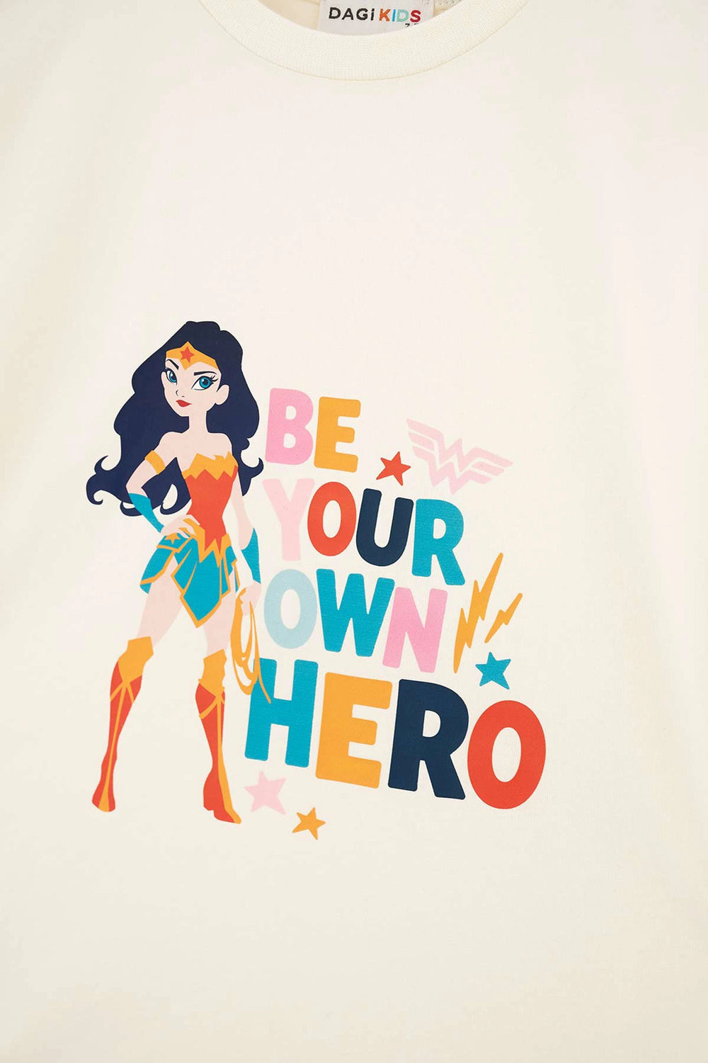 Ekru Wonder Woman Baskılı Kısa Kollu Tişört Pantolon Pijama Takımı