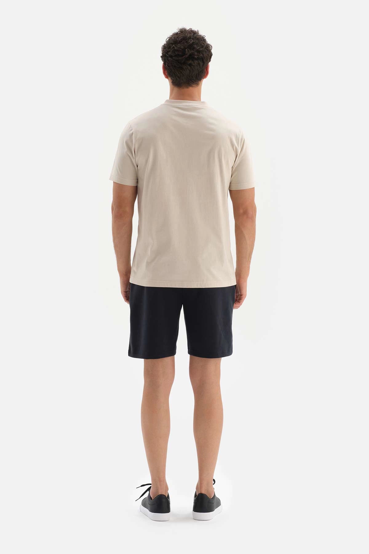 Bej V Yaka Basic Supima T-Shirt