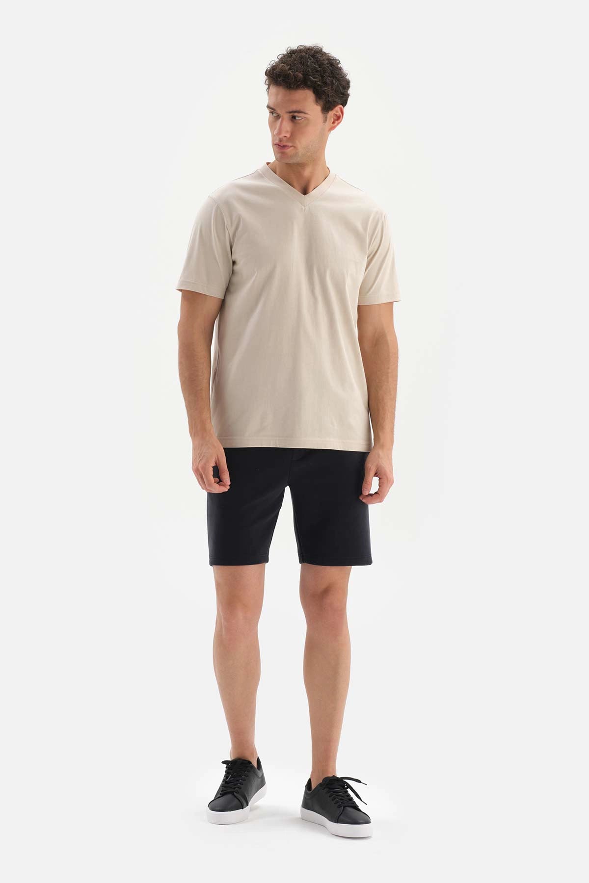 Bej V Yaka Basic Supima T-Shirt