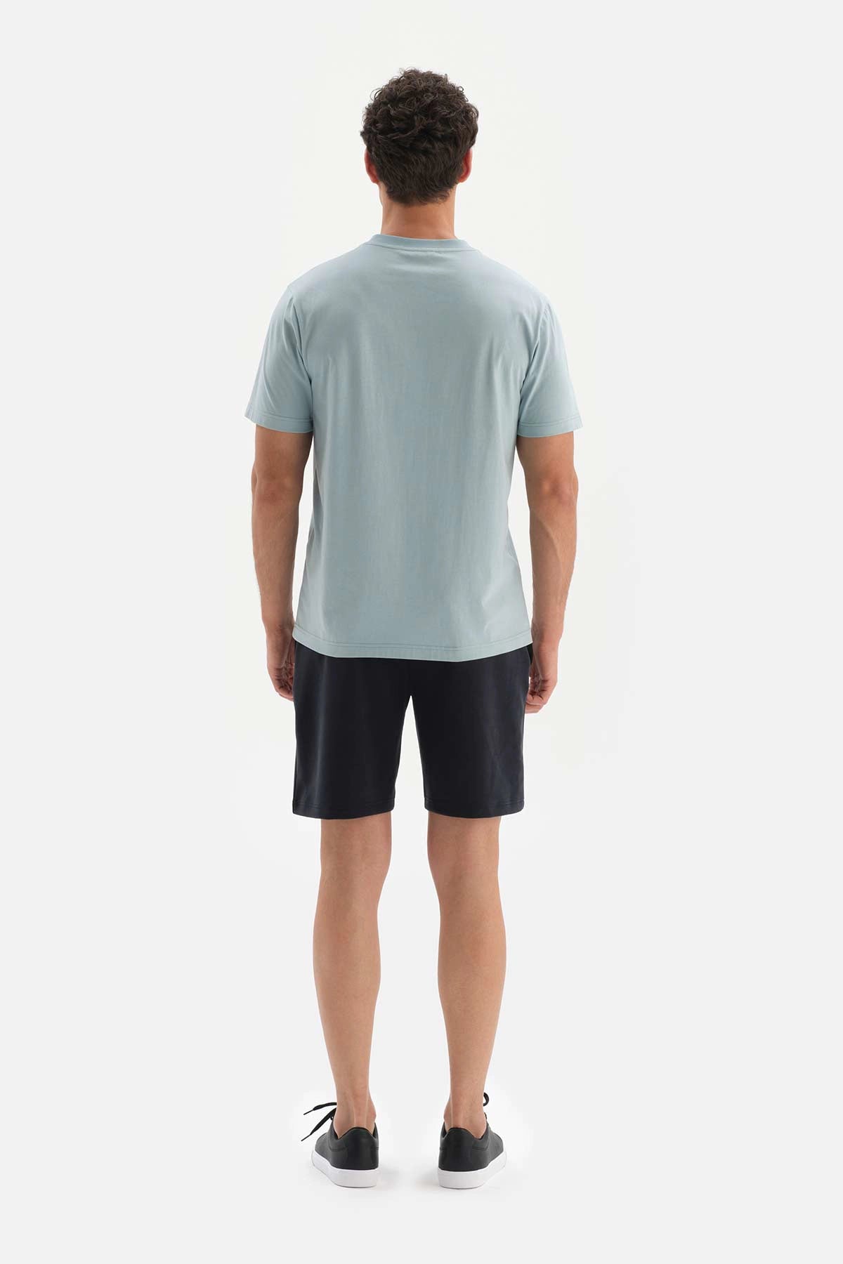 Mavi V Yaka Basic Supima T-Shirt