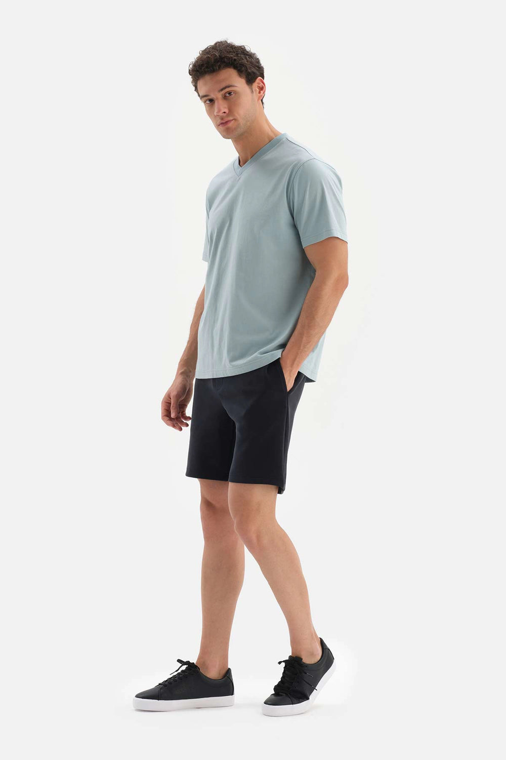 Mavi V Yaka Basic Supima T-Shirt