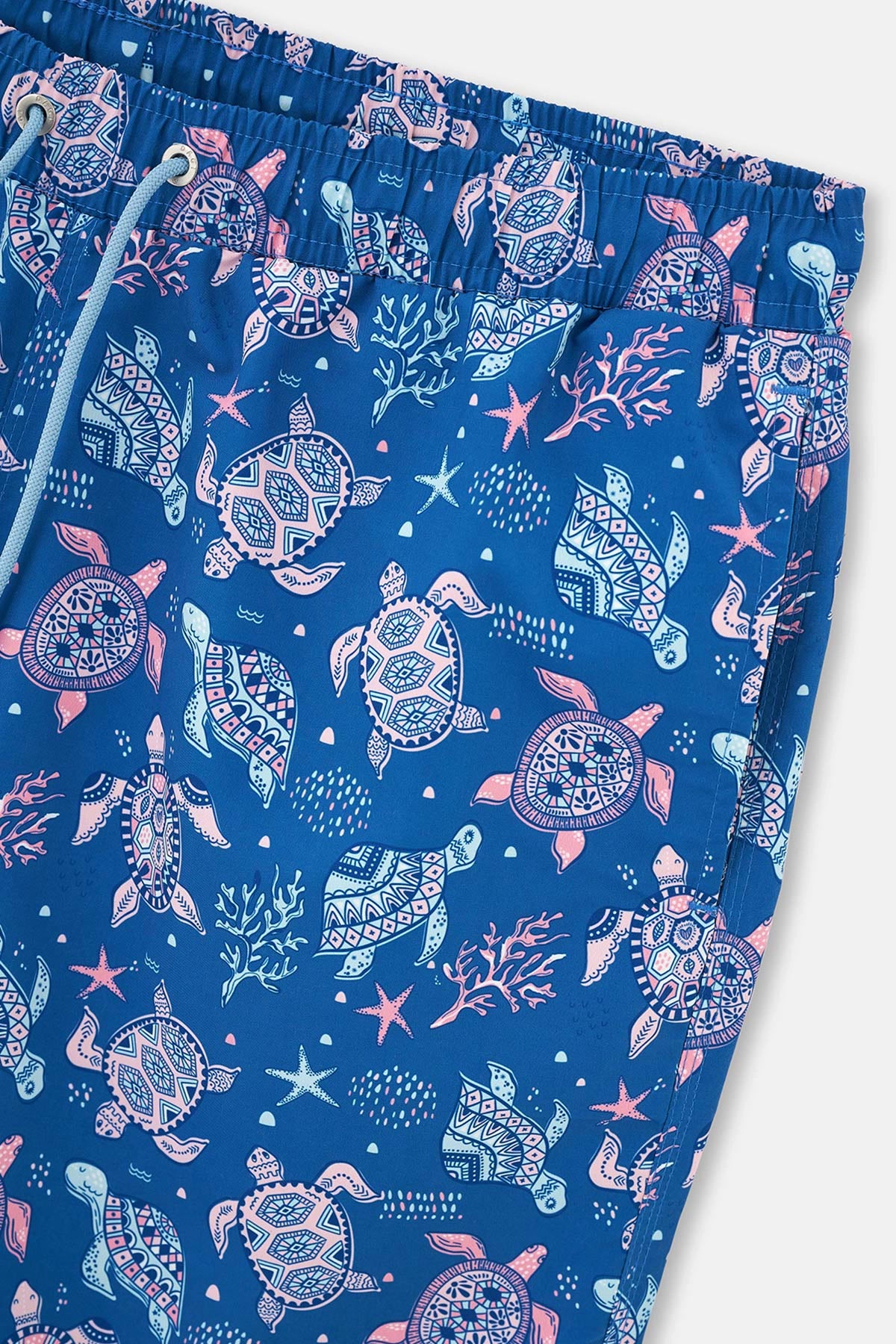 Turkuaz Caretta Desenli Orta Deniz Şortu