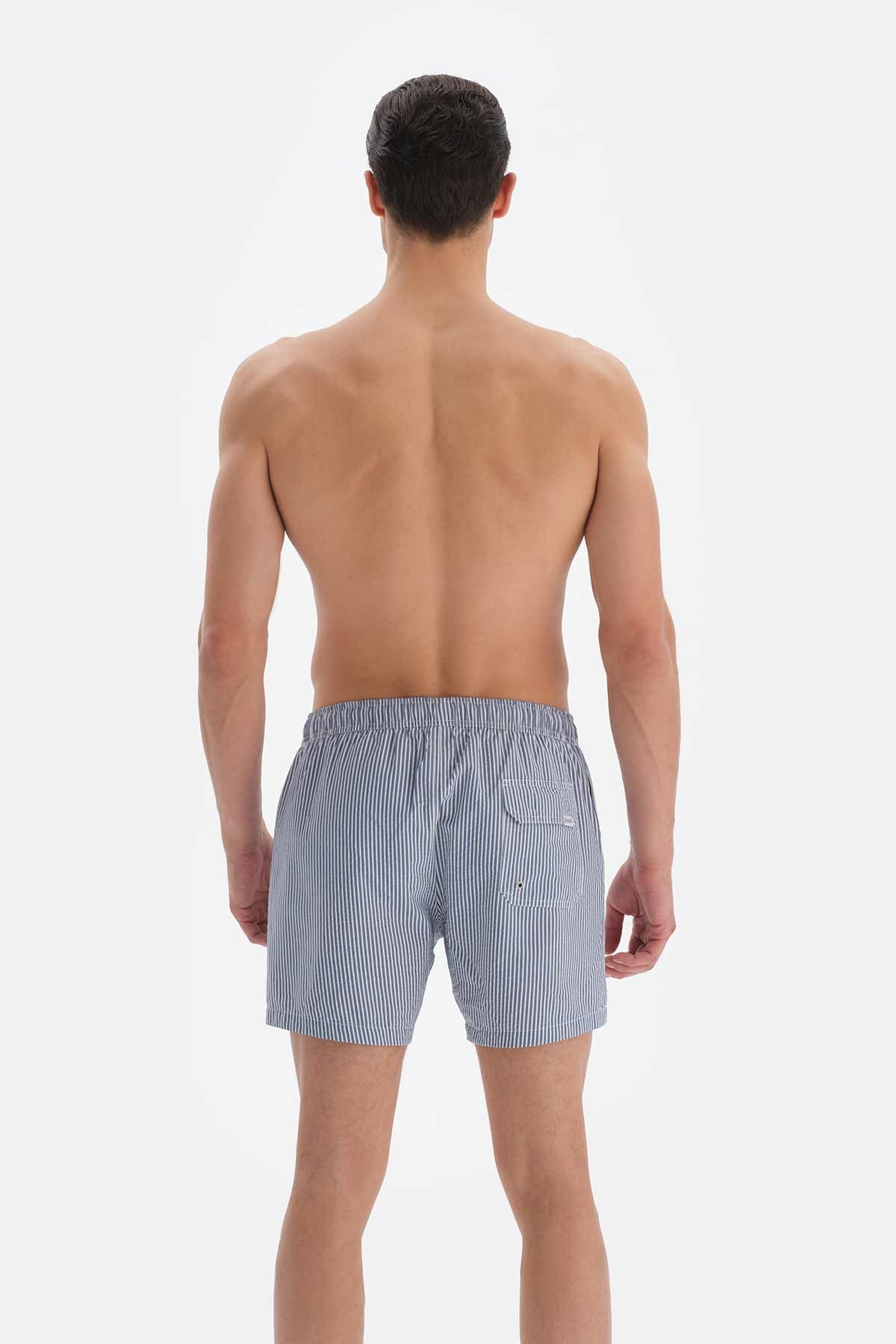 Laci - Beyaz Çizgili Kısa Deniz Şortu