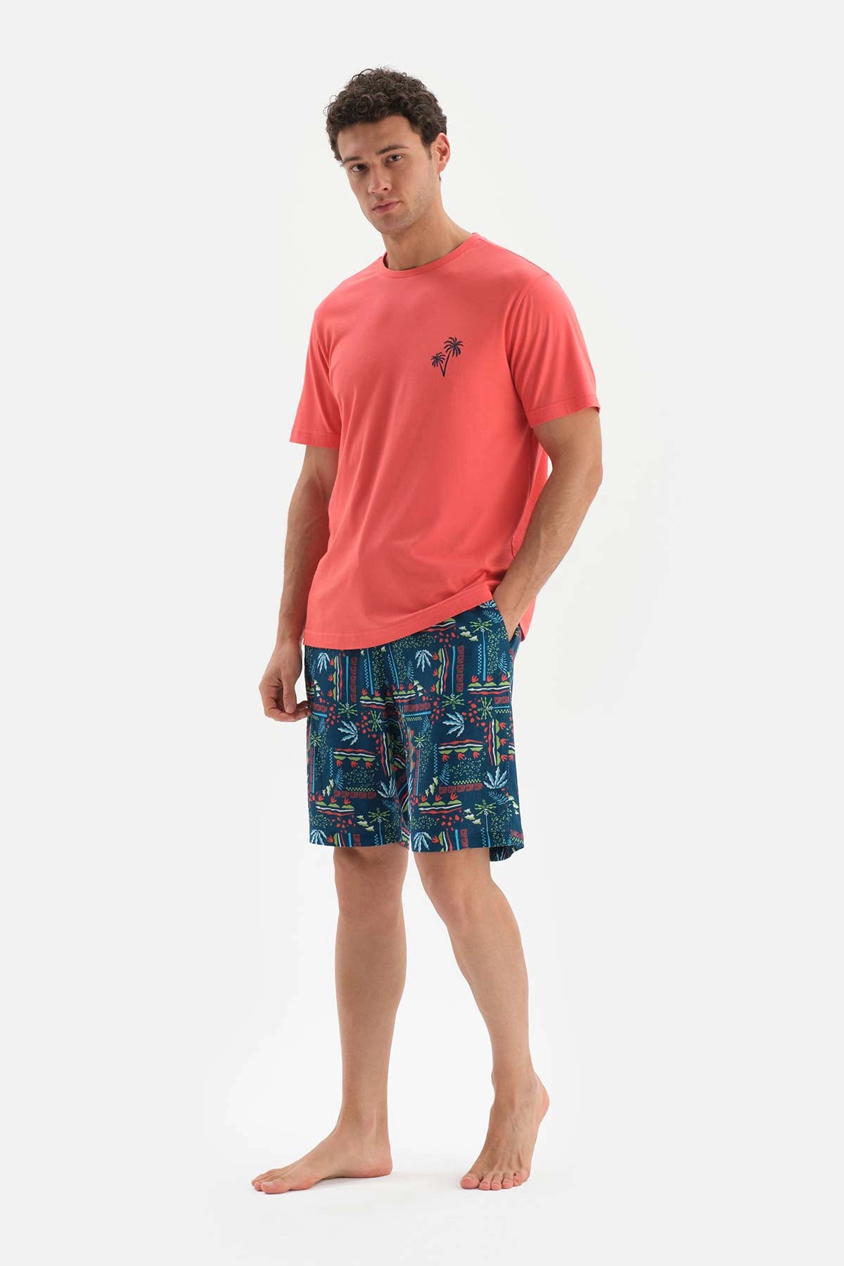 Kırmızı Bisiklet Yaka Baskılı Altı Dokuma Şortlu Pijama Takımı