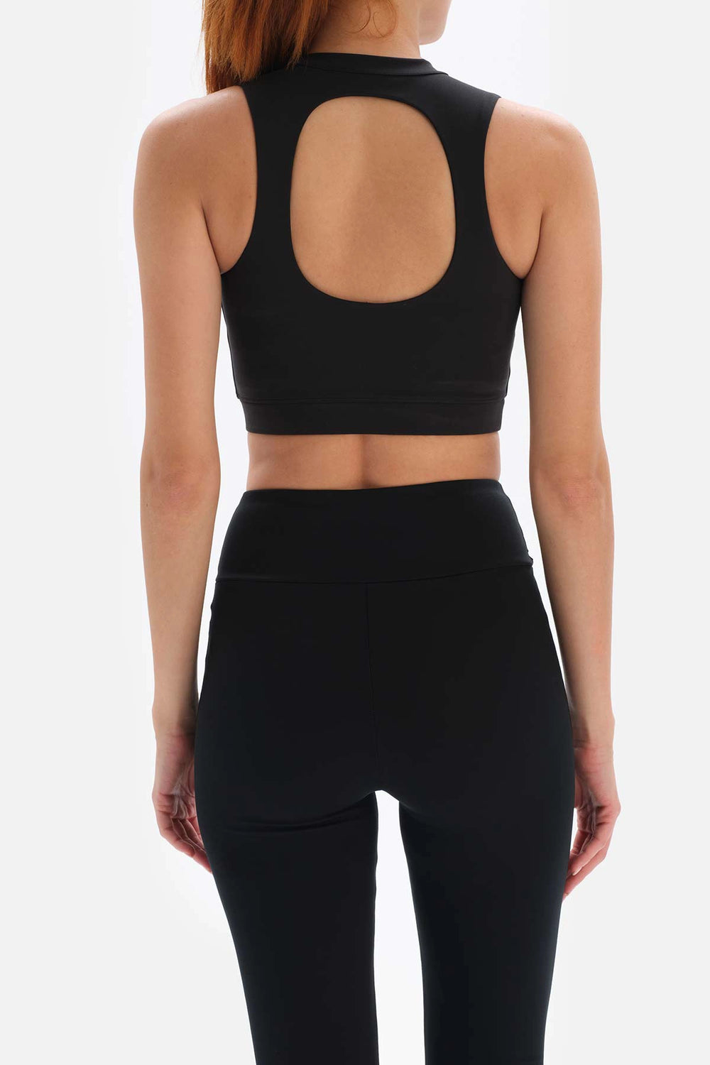 Siyah Dagi Active Sırt Pencereli Sporcu Sütyeni