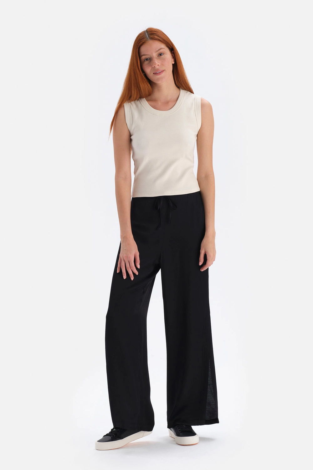 Ekru Kalın Askılı Kolsuz Ribanalı Pamuklu Atlet