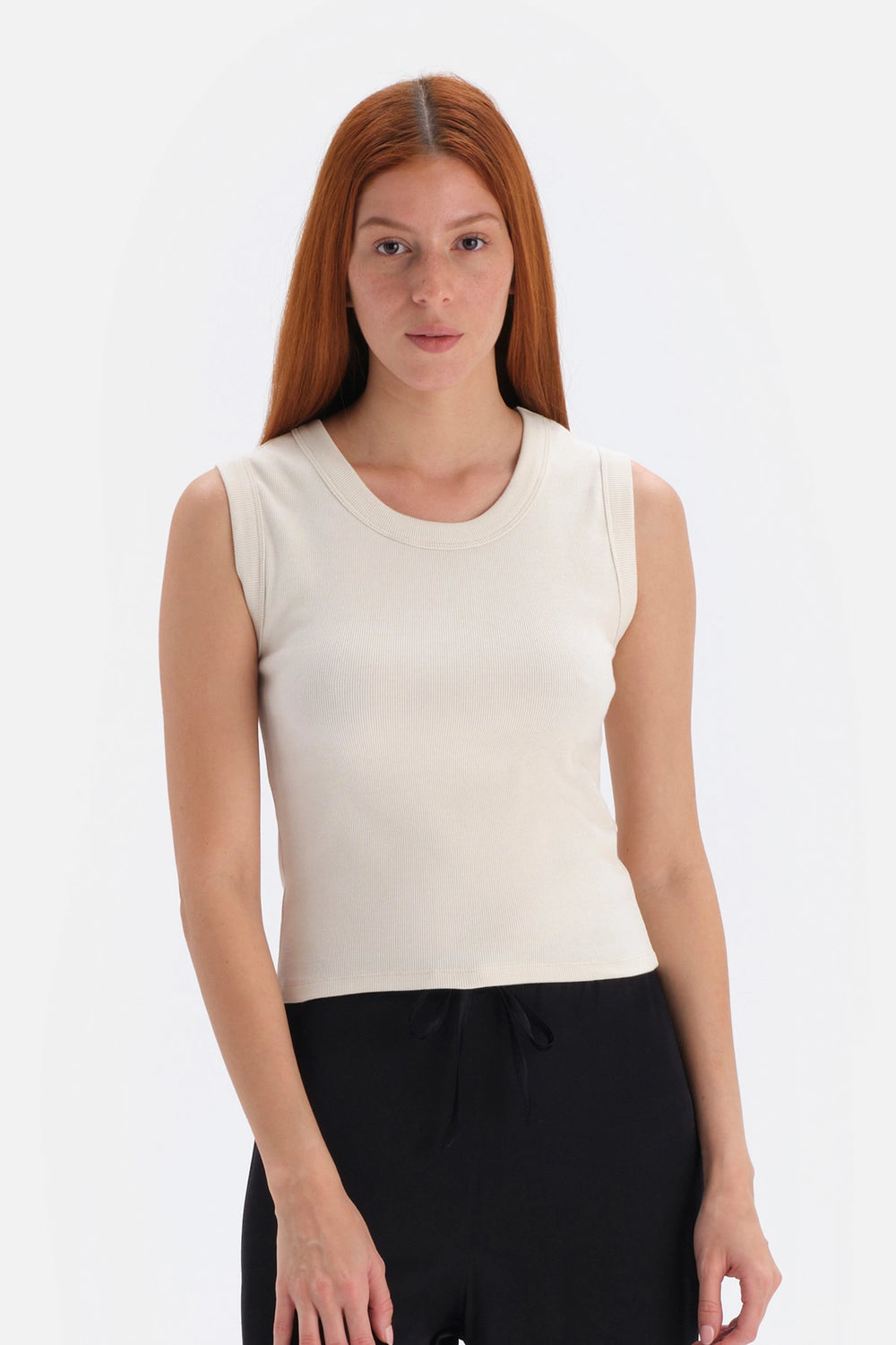 Ekru Kalın Askılı Kolsuz Ribanalı Pamuklu Atlet