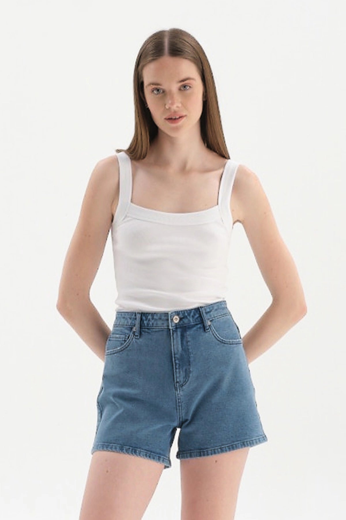 Beyaz Askılı Ribli Atlet