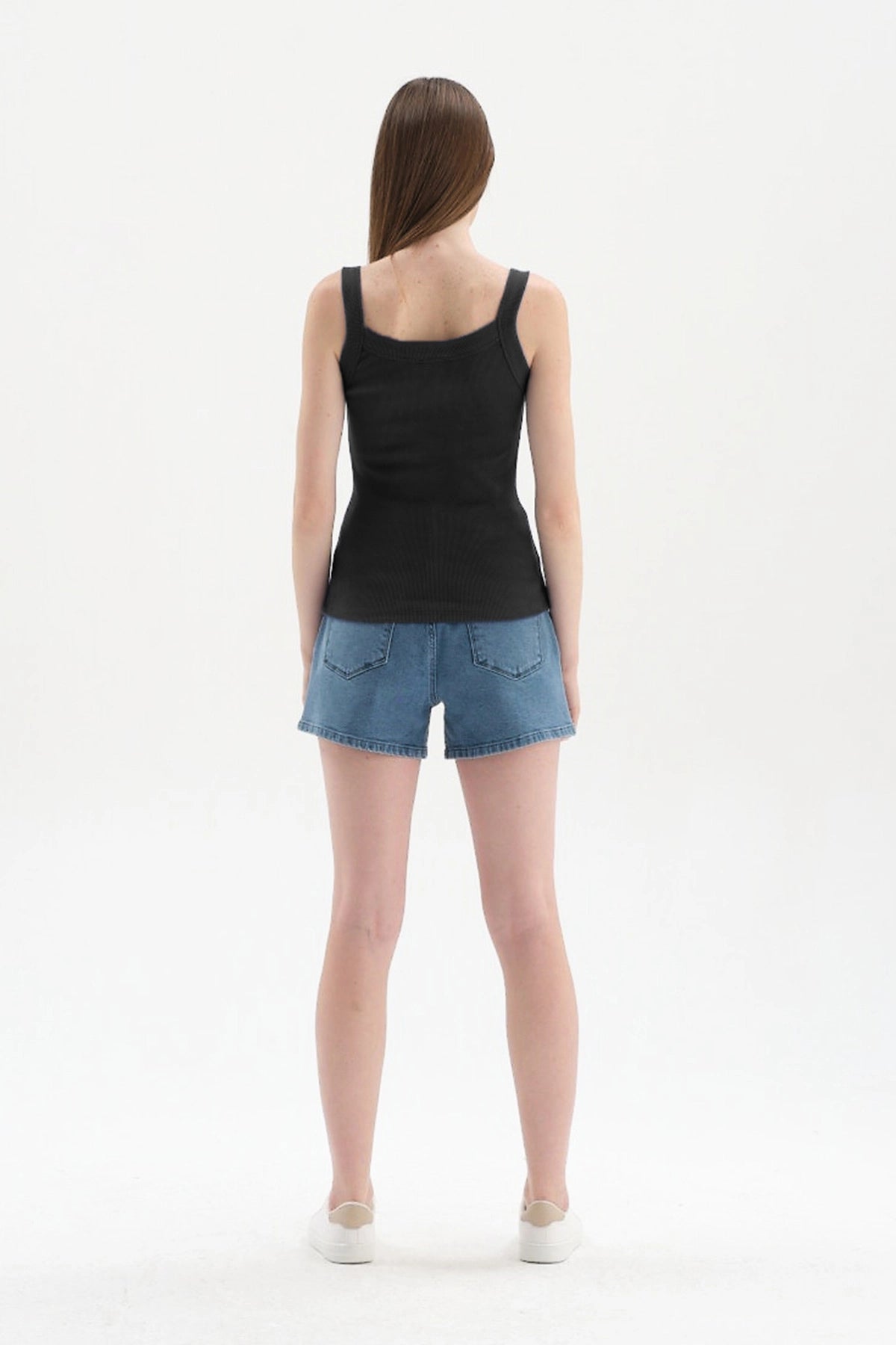 Siyah Askılı Ribli Atlet