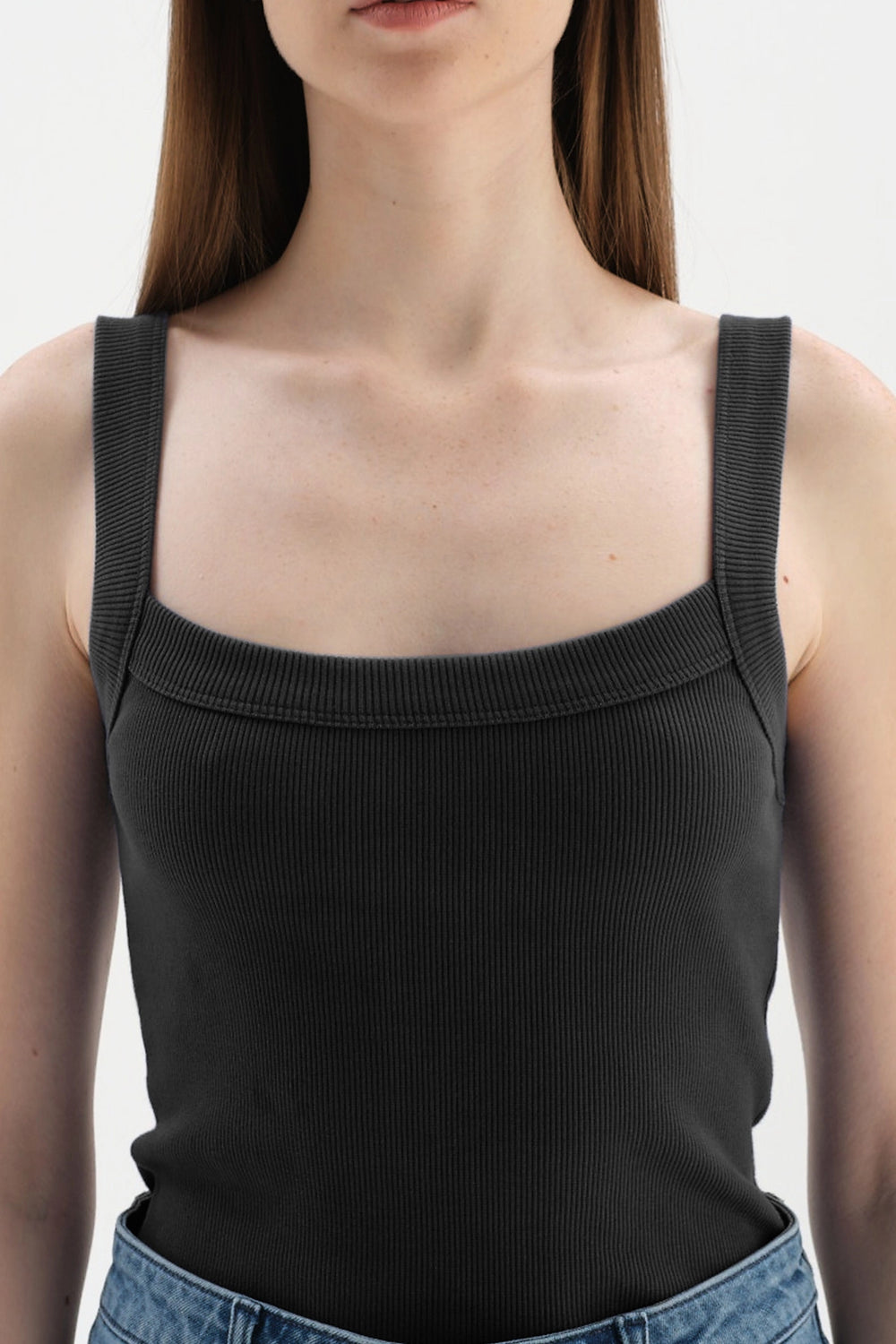 Siyah Askılı Ribli Atlet