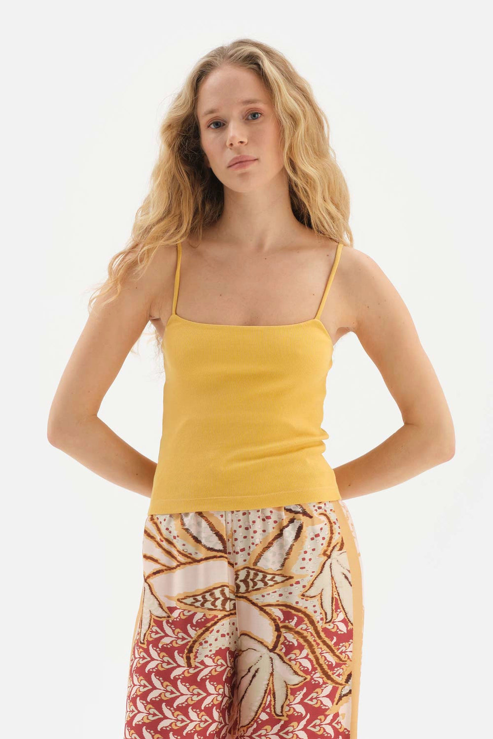 Hardal Ince Askılı Atlet