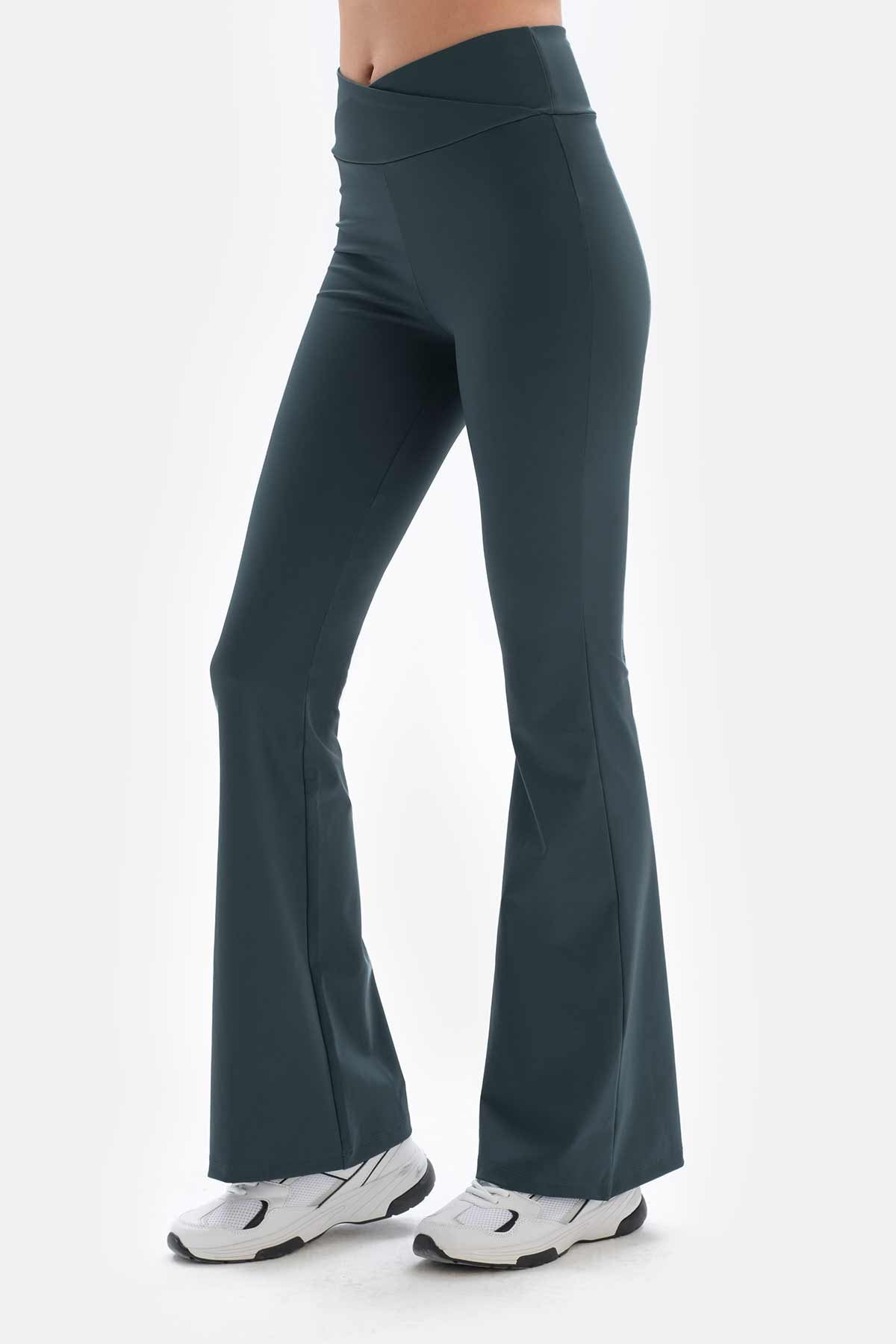 Petrol Dagi Active Ispanyol Paça Tayt