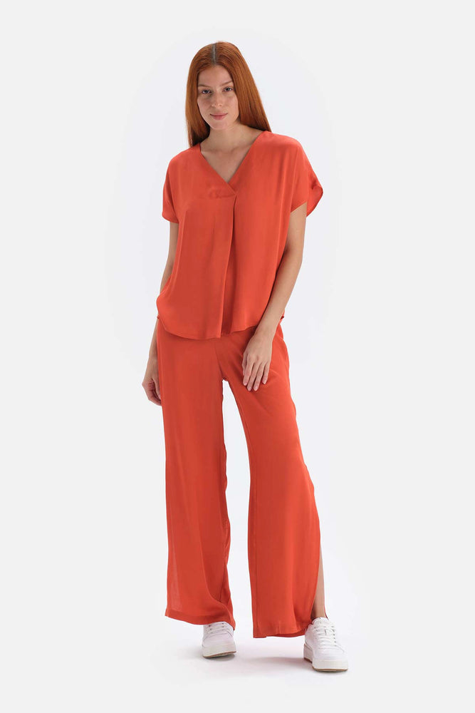 Kiremit Saten Yüzeyli Yırtmaçlı Pantolon