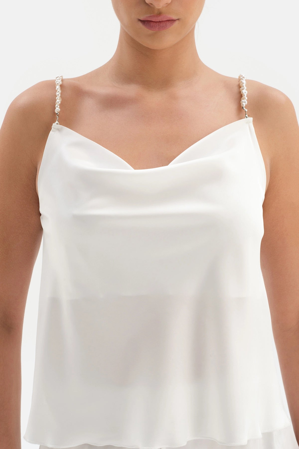 Beyaz Inci Askılı Bride Saten Şortlu Pijama Takımı