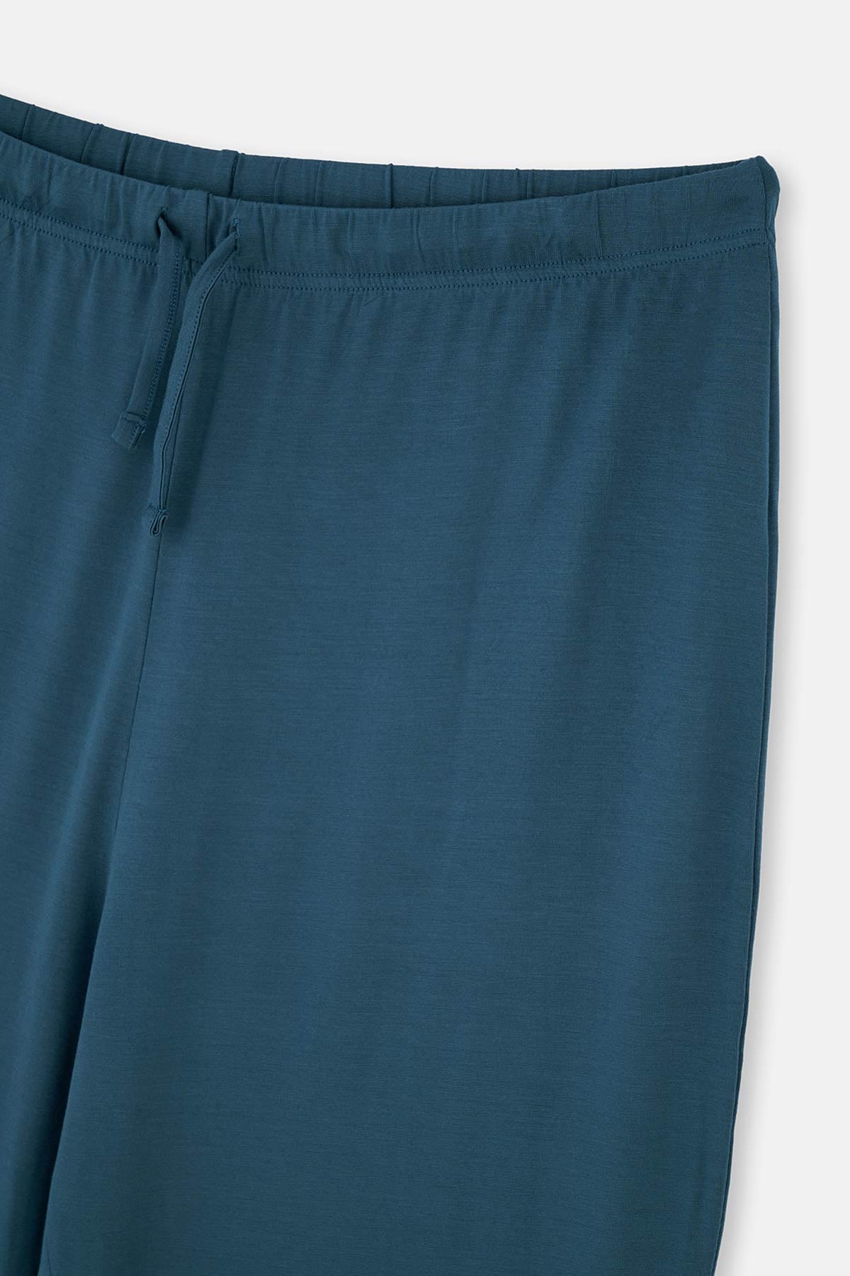 Beyaz Kayık Yaka Baskı Detaylı Örme Pijama Takımı