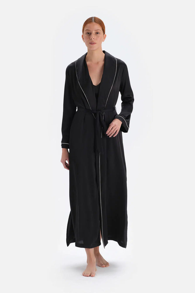 Siyah Biye Detaylı Bride Saten Sabahlık