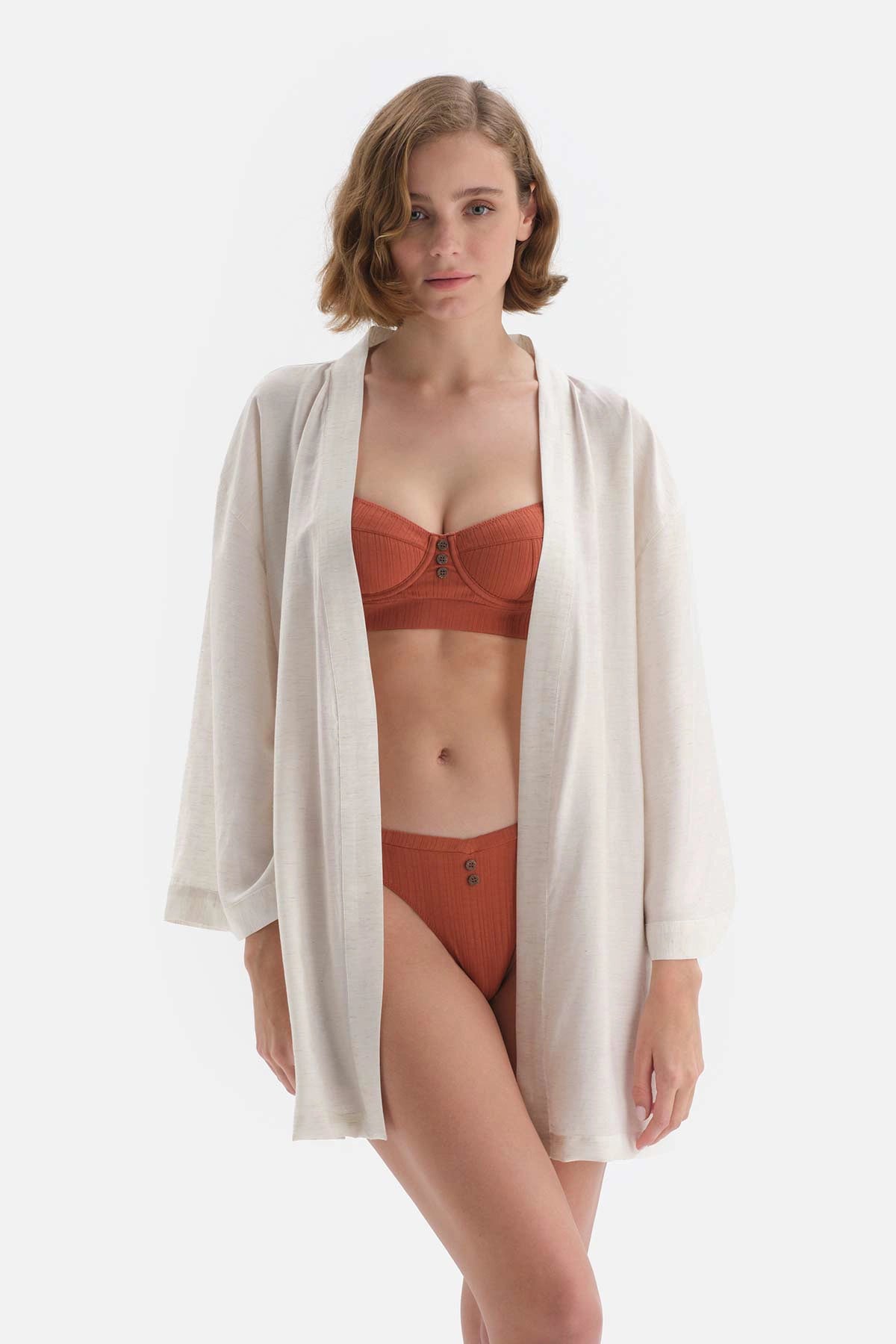 Taş Uzun Kol Sırt Detaylı Viskon-Keten Sabahlık