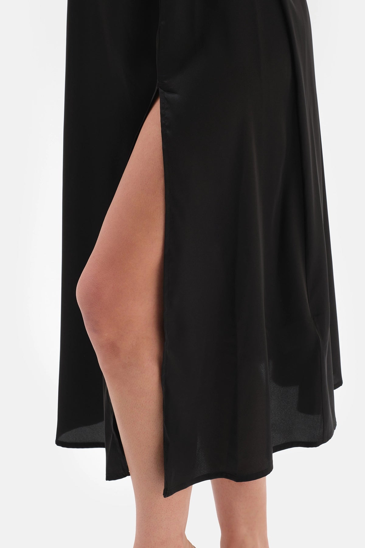 Siyah Yırtmaçlı Bride Saten Gecelik