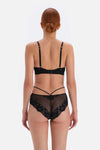Siyah Dekolte Lastik Detaylı Dantelli Brazillian