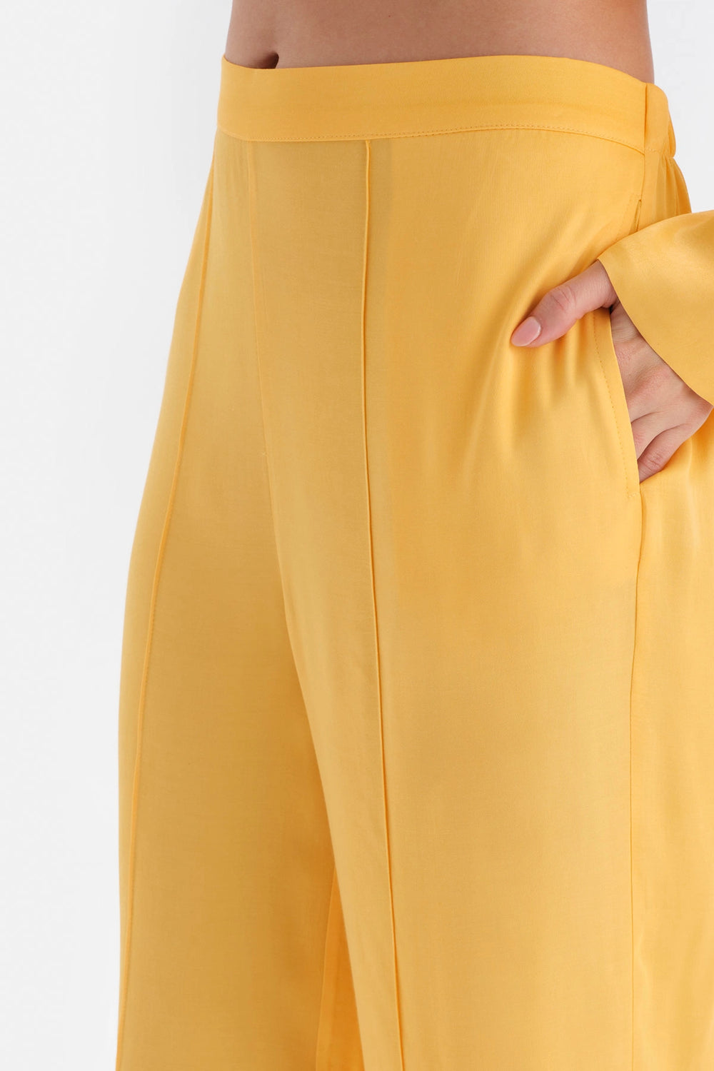 Sarı Uzun Paça Nervürlü Saten Pijama Altı