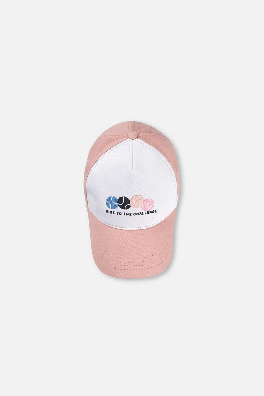 Pembe Kadın is Kep Şapka