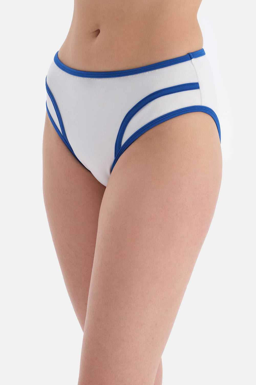Sax - Beyaz Normal Bel Bikini Altı