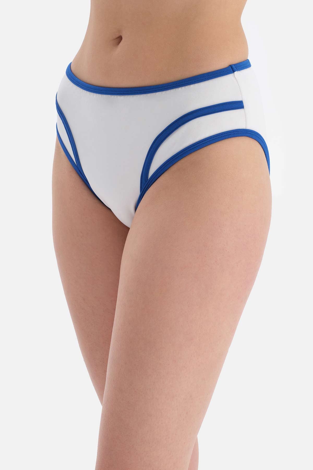 Sax - Beyaz Normal Bel Bikini Altı