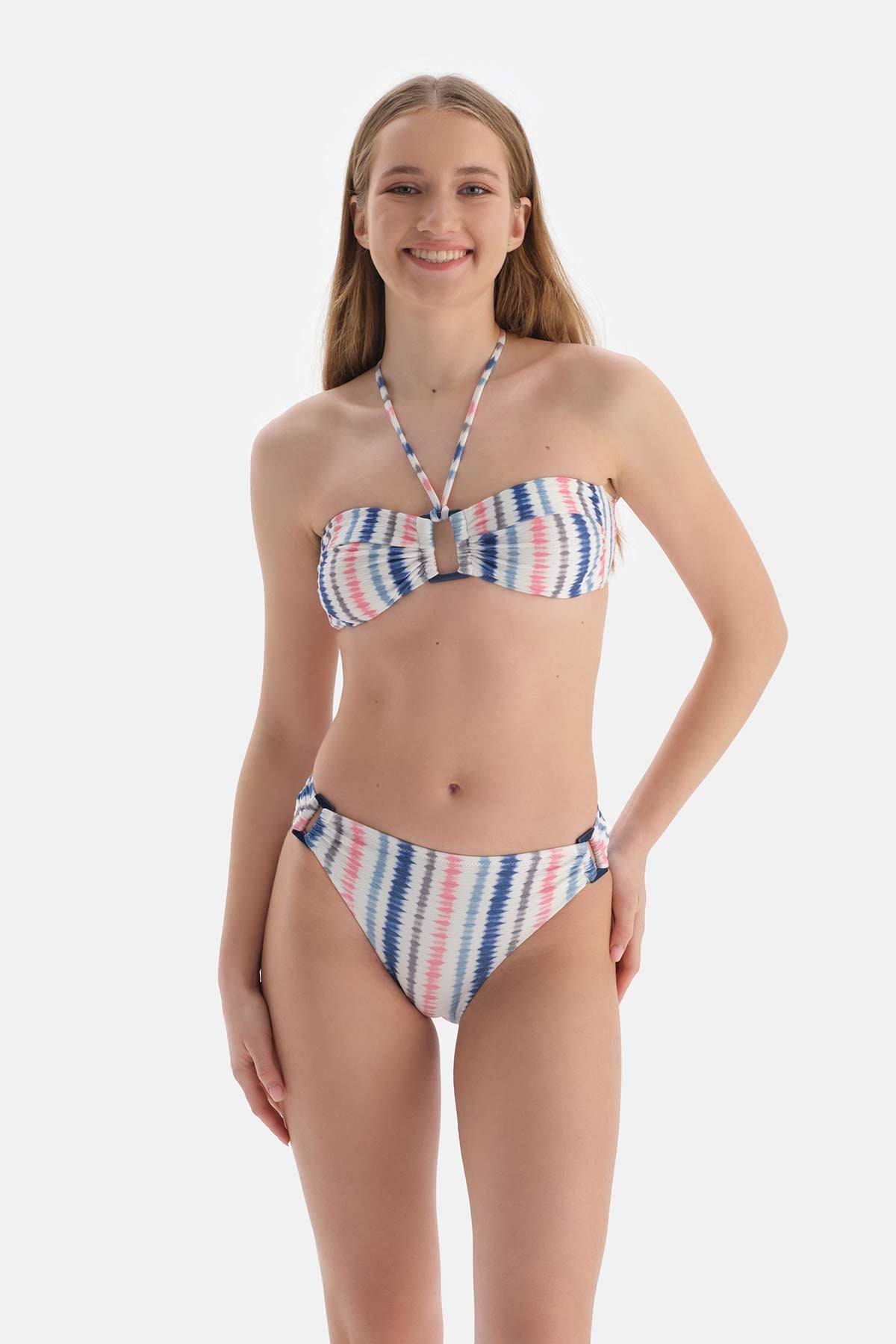 Pembe-Mavi Straplez Bikini Üstü