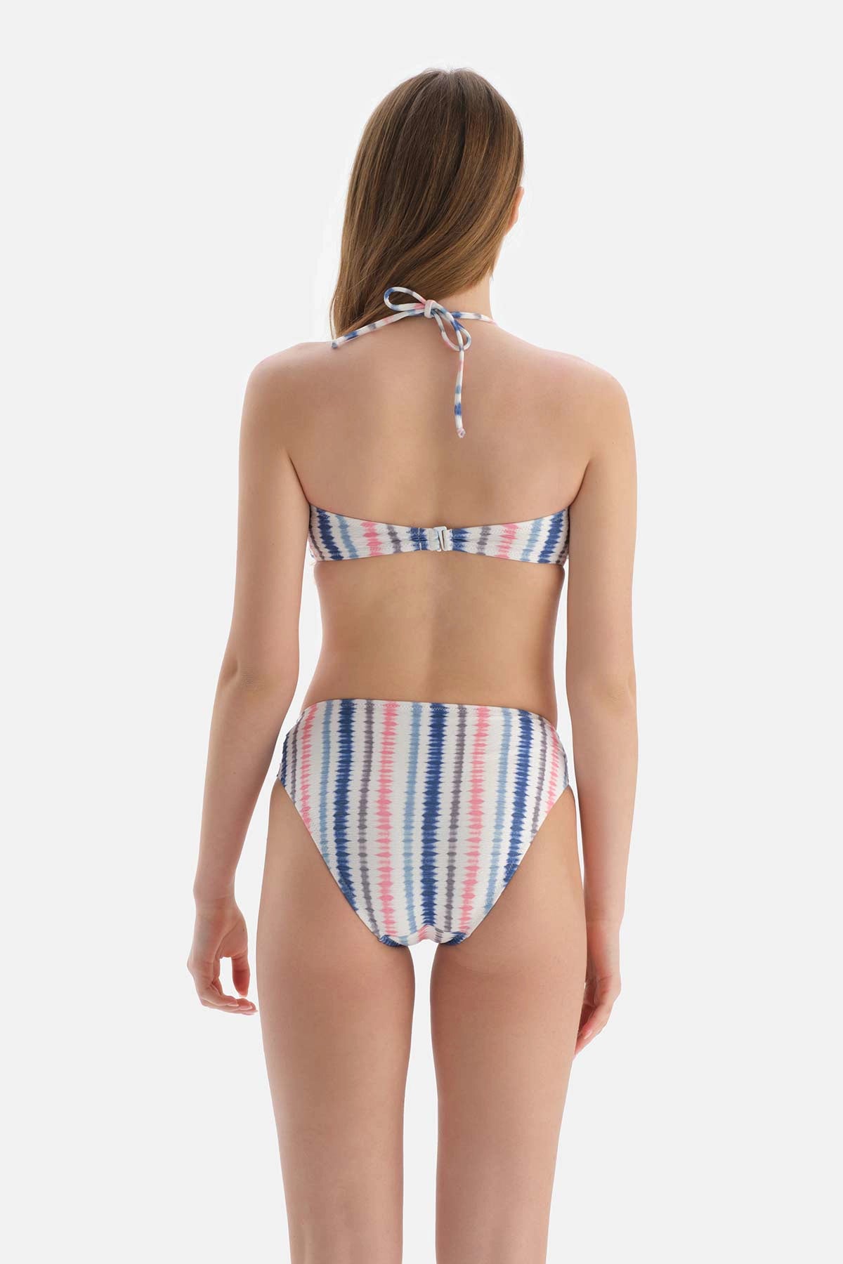 Pembe-Mavi Straplez Bikini Üstü