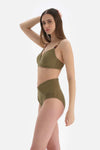 Yeşil Kaplı Bikini Üstü