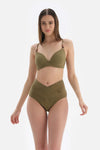 Yeşil Kaplı Bikini Üstü