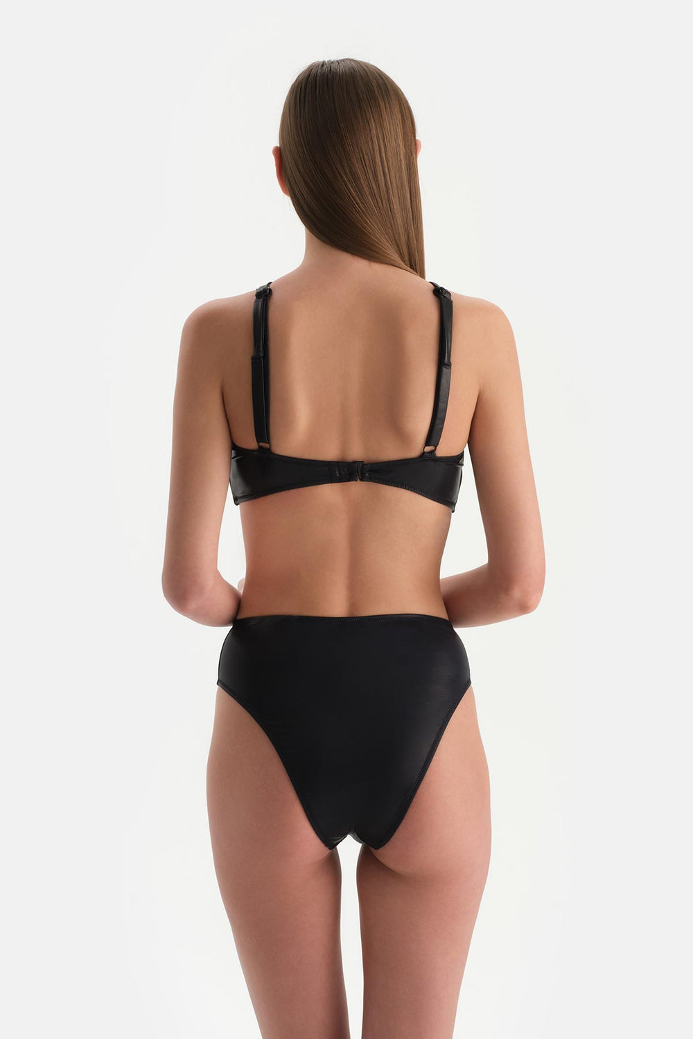 Siyah Balensiz Halter Yaka Bikini Üstü