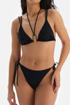 Siyah Üçgen Kaplı Bikini Üstü