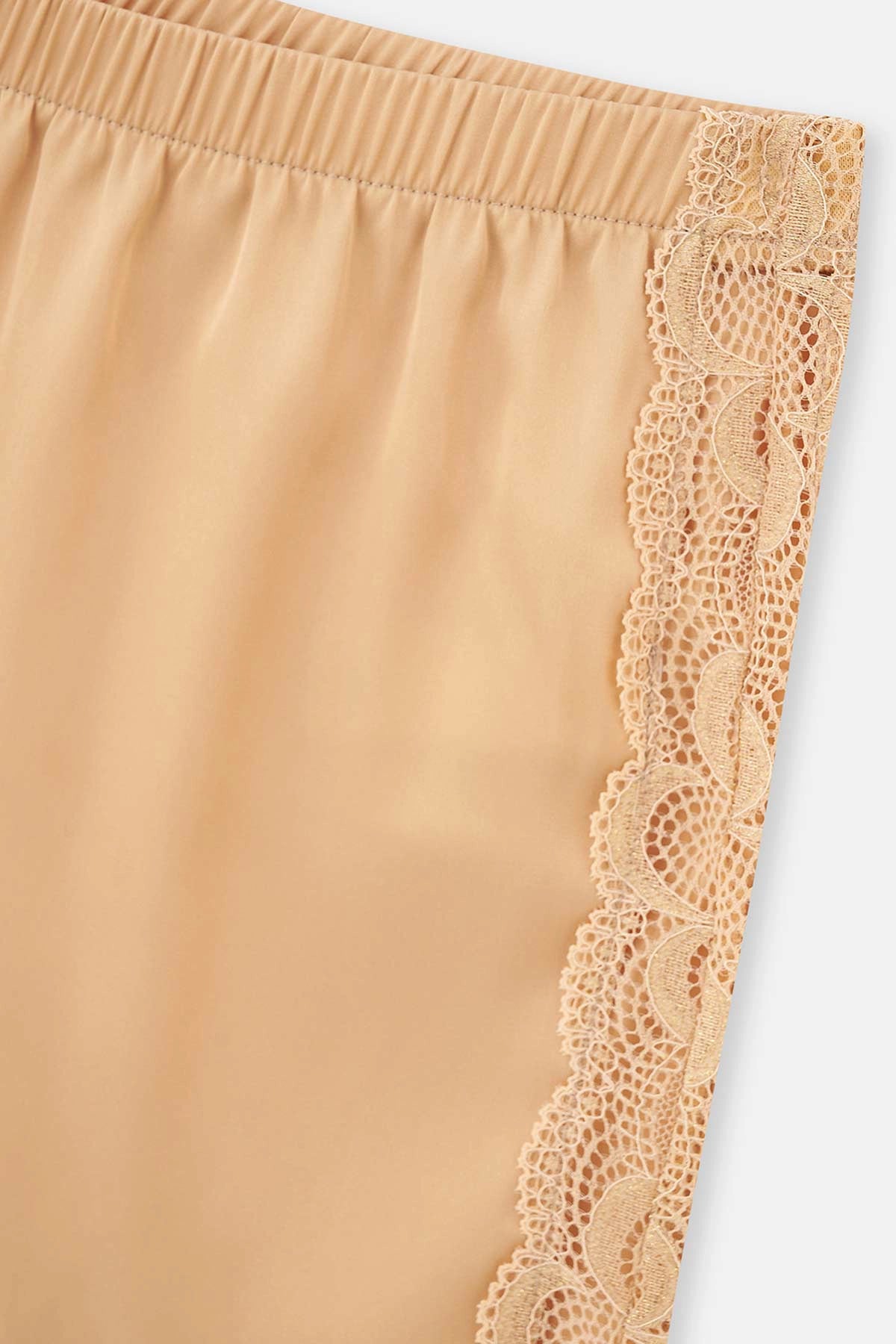 Bej Dantel Detaylı Camisole Takım