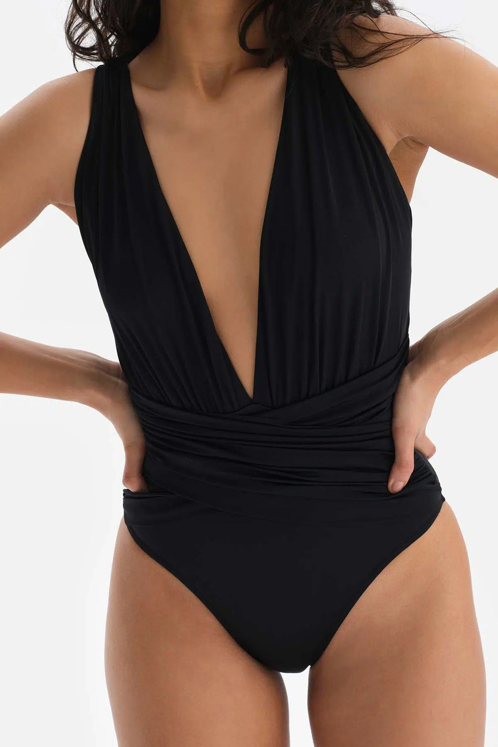 Siyah Derin V Yaka Mayo