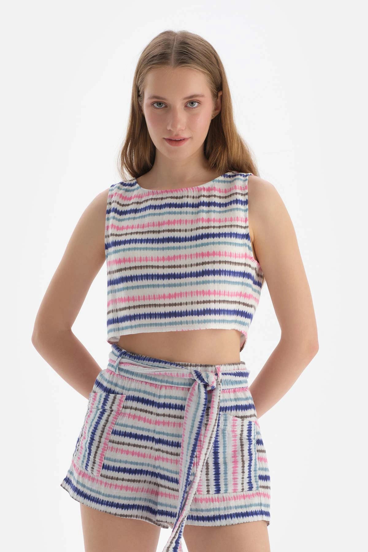 Pembe-Mavi Müslin Kısa Üst