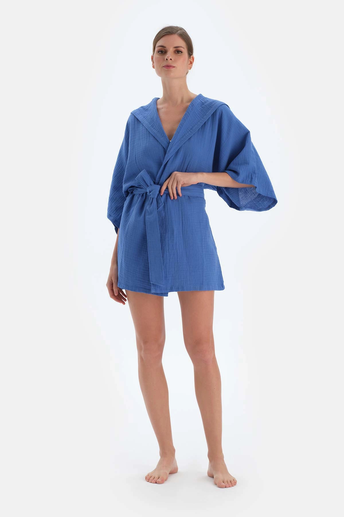 Mavi Müslin Kapişonlu Kısa Kimono