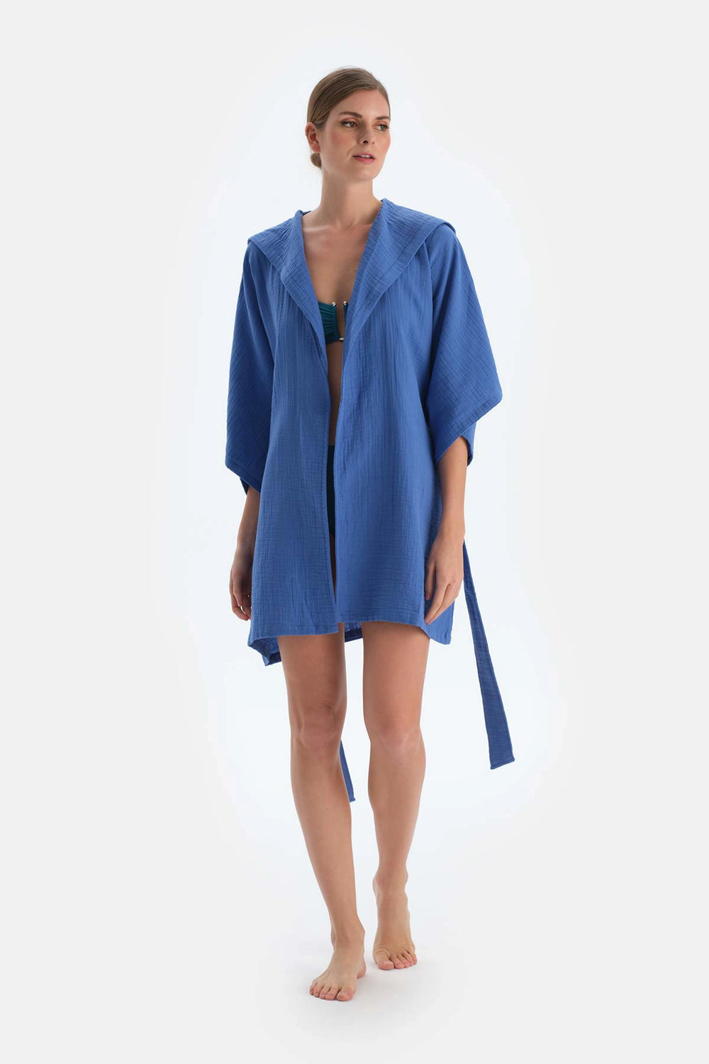 Mavi Müslin Kapişonlu Kısa Kimono