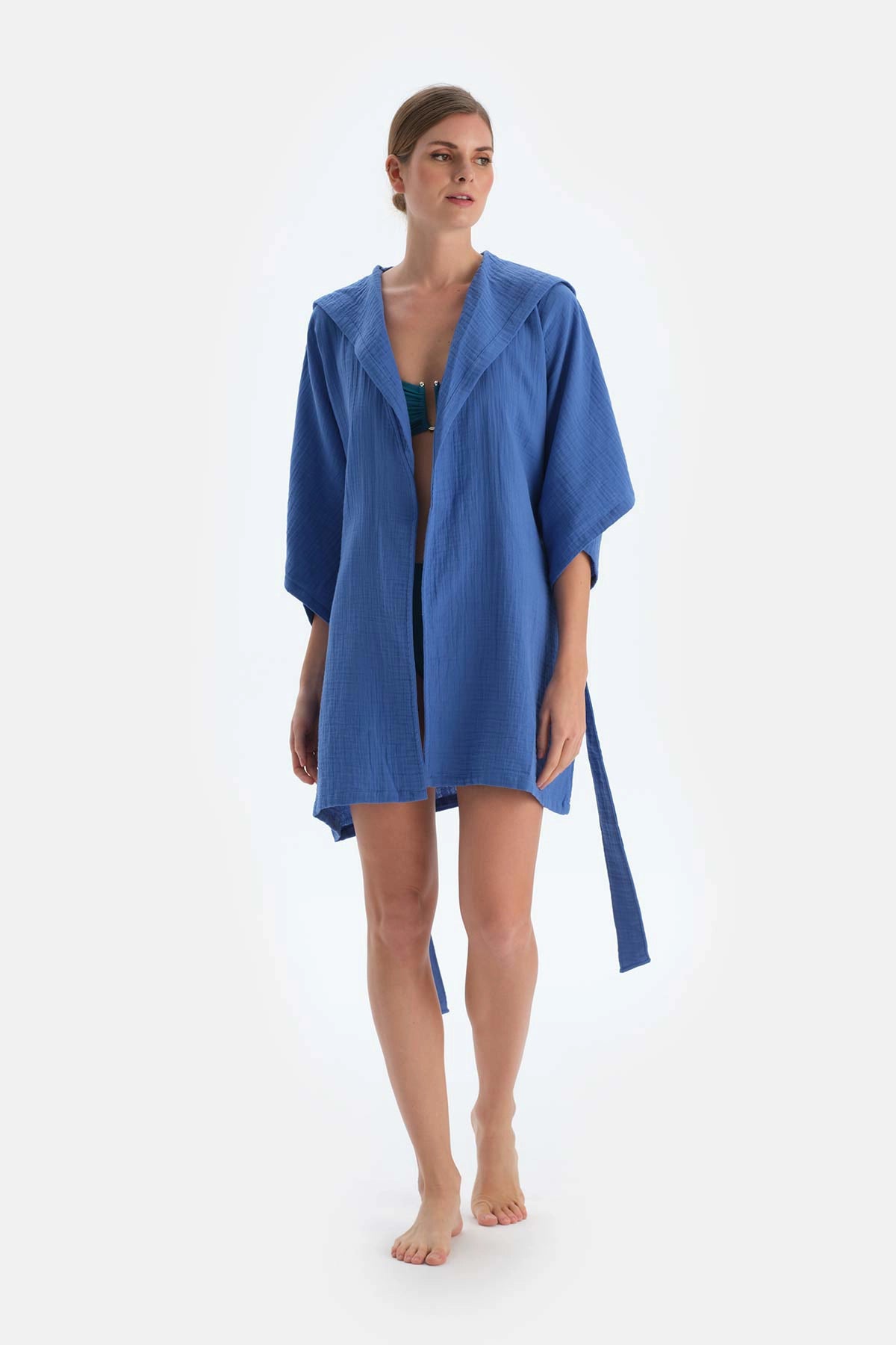 Mavi Müslin Kapişonlu Kısa Kimono