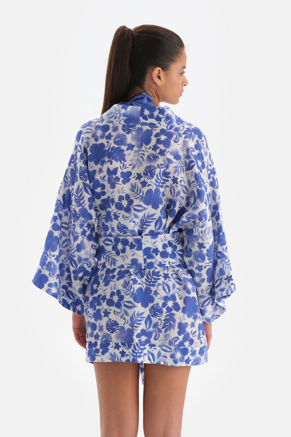 Mavi - Beyaz Keten Kimono
