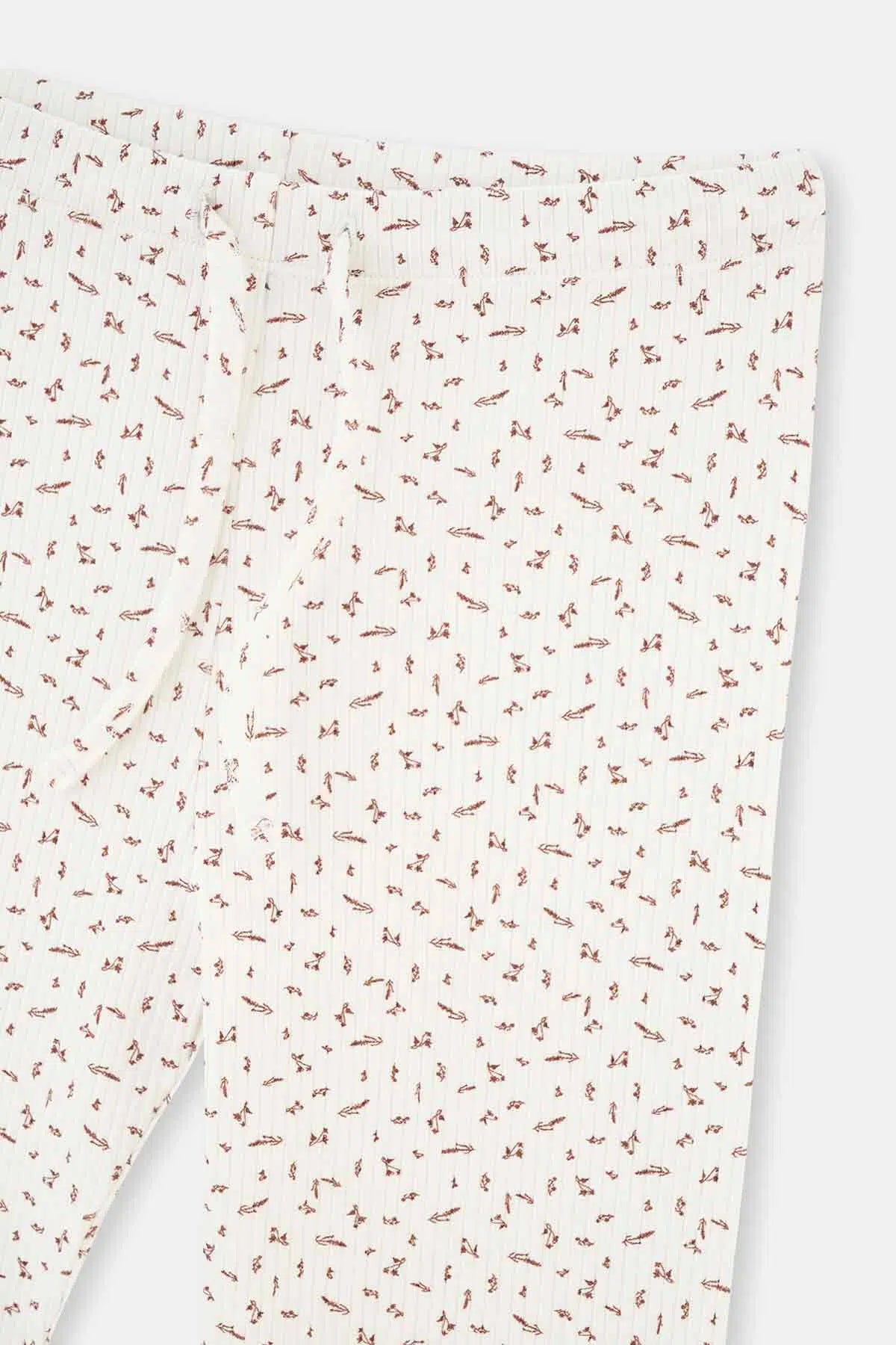 Ekru Metraj Baskılı Uzun Kollu Yarım Patlı Kaşkorse Pijama Takımı