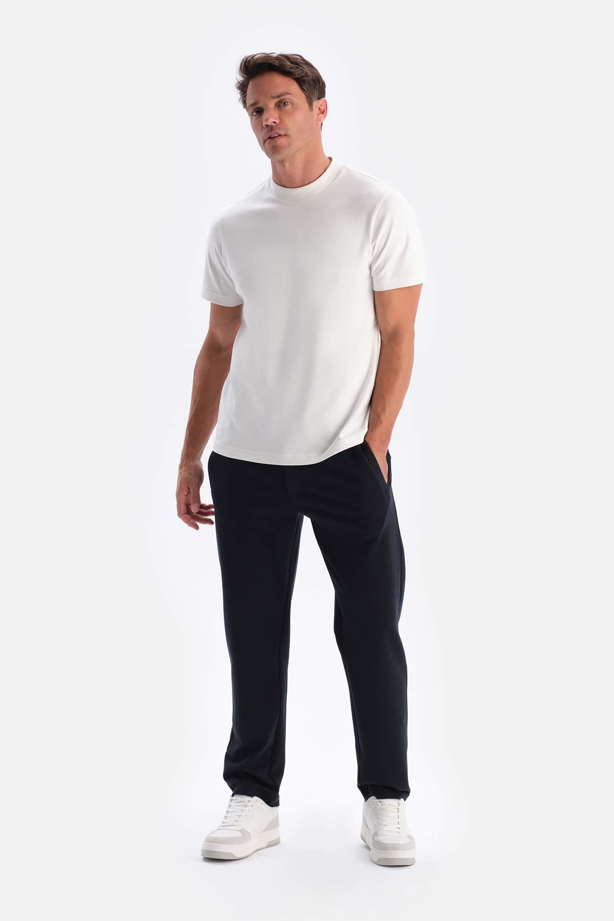 Lacivert Düğme Ve Pat Detaylı Pantolon