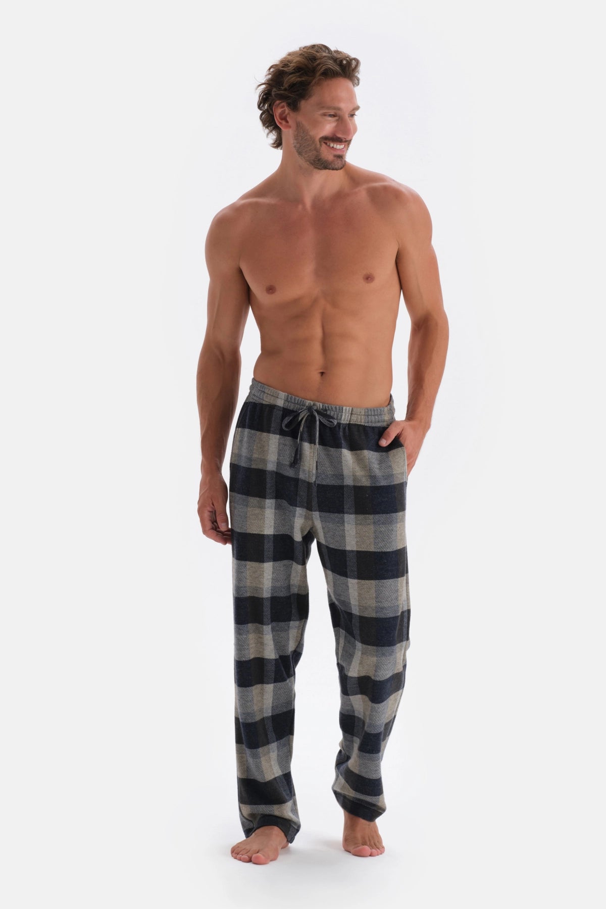 Lacivert Yarım Patlı Uzun Kollu Altı Dokuma Pijama Takımı