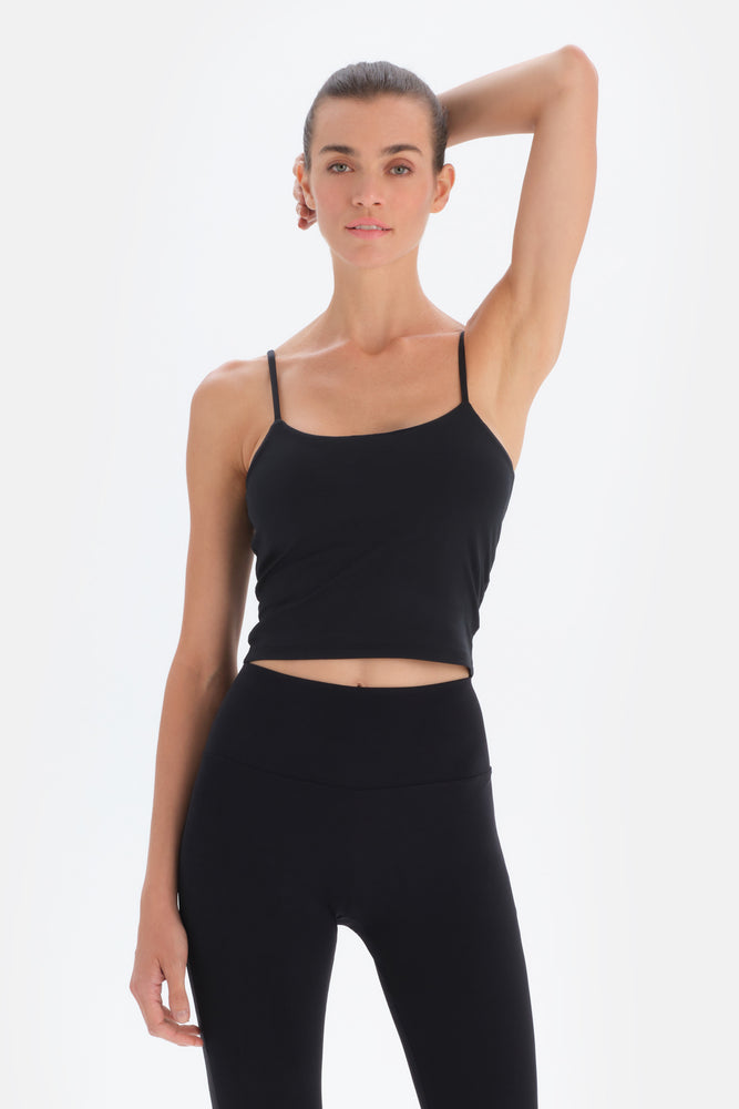 Siyah Dagi Active Askılı Crop Atlet