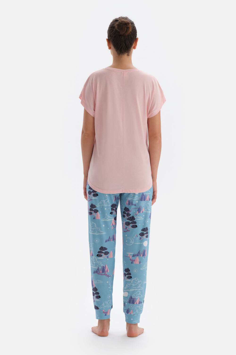 Açık Pembe V Yaka Kısa Kollu Pijama Üstü
