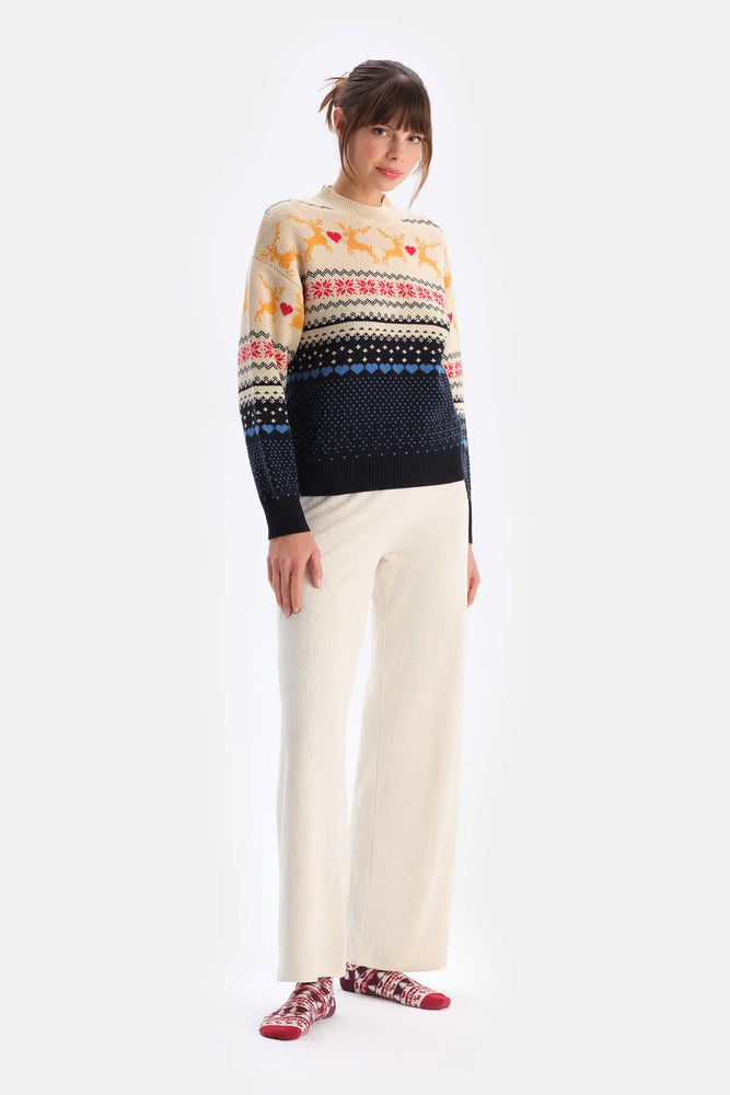 Ekru Etiket Detaylı Bol Paça Kadife Pantolon