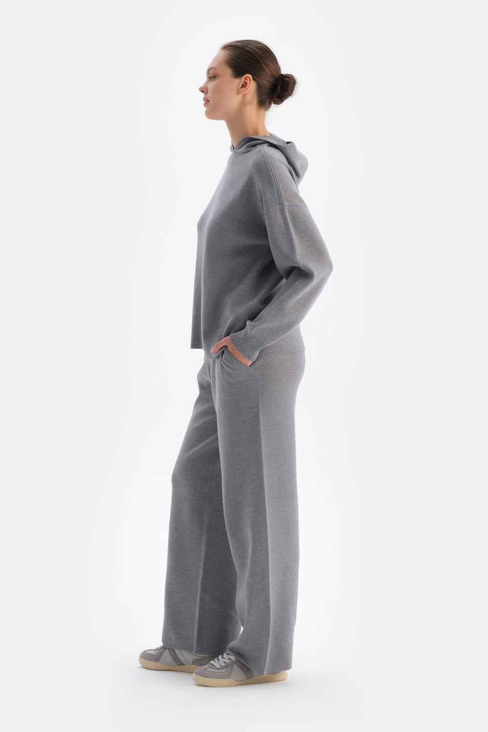 Gri Melanj Kapüşonlu Soft Tuşeli Sweatshırt