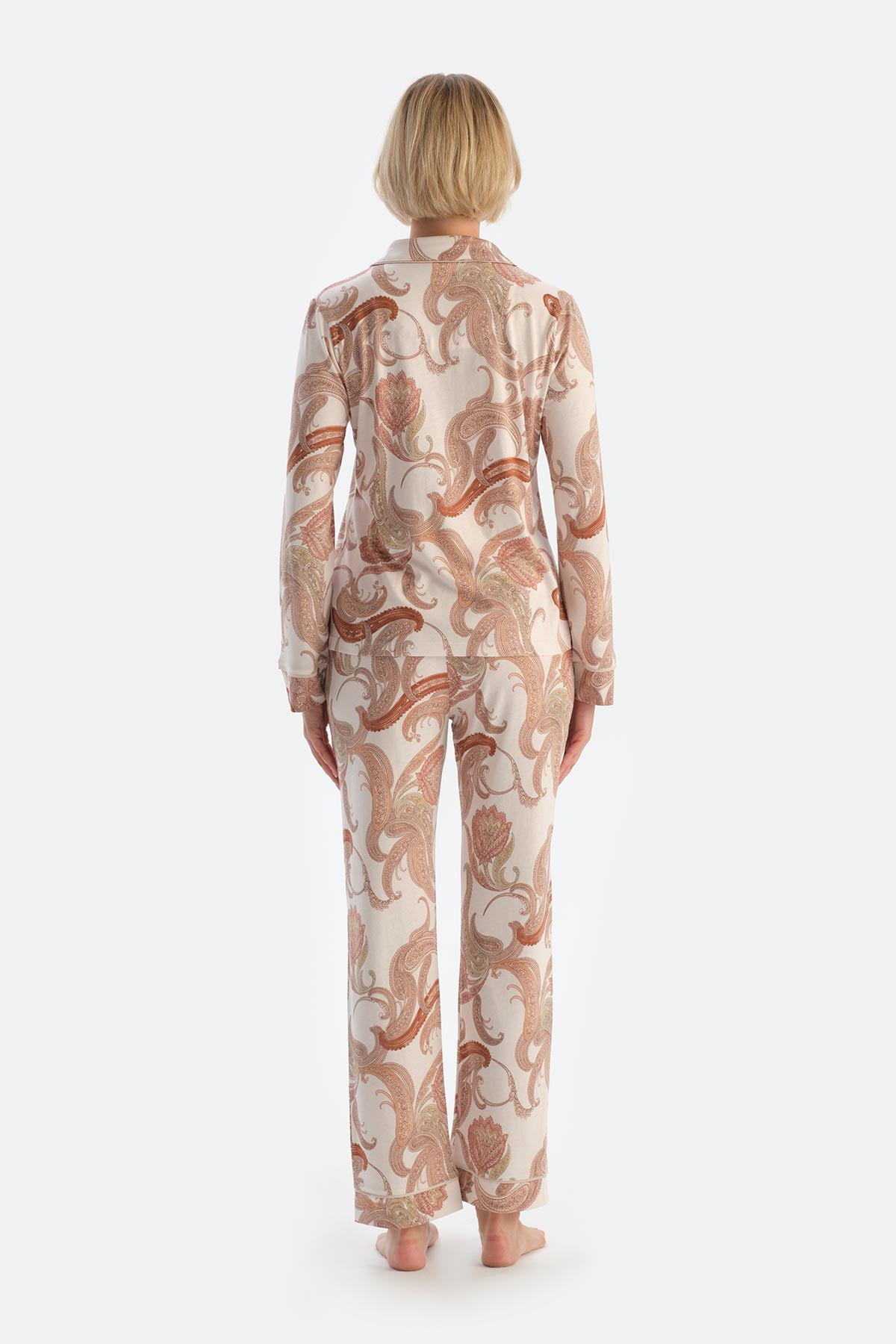 Ekru Şal Desenli Gömlek Pantolon Pijama Takımı