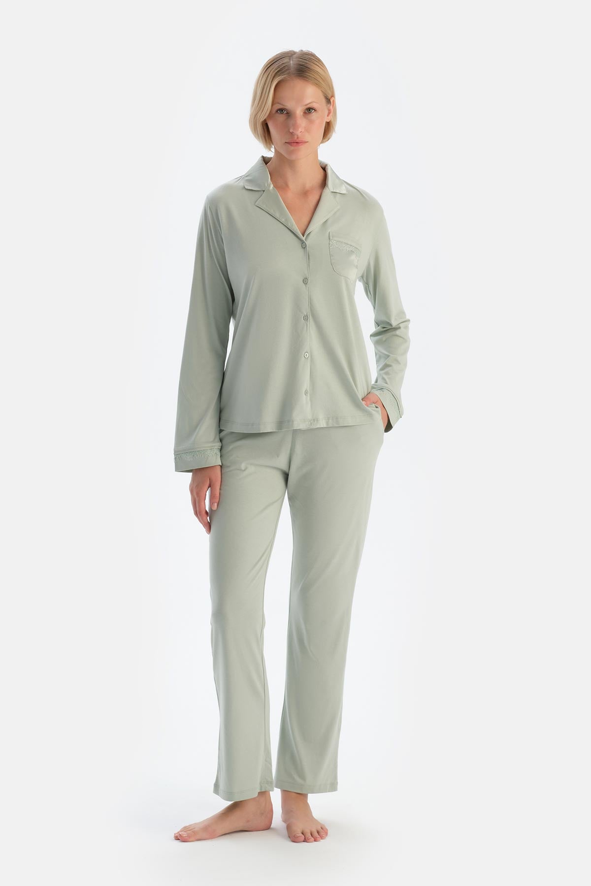 Mint Yeşili Saten Garnili Modal Pijama Takımı