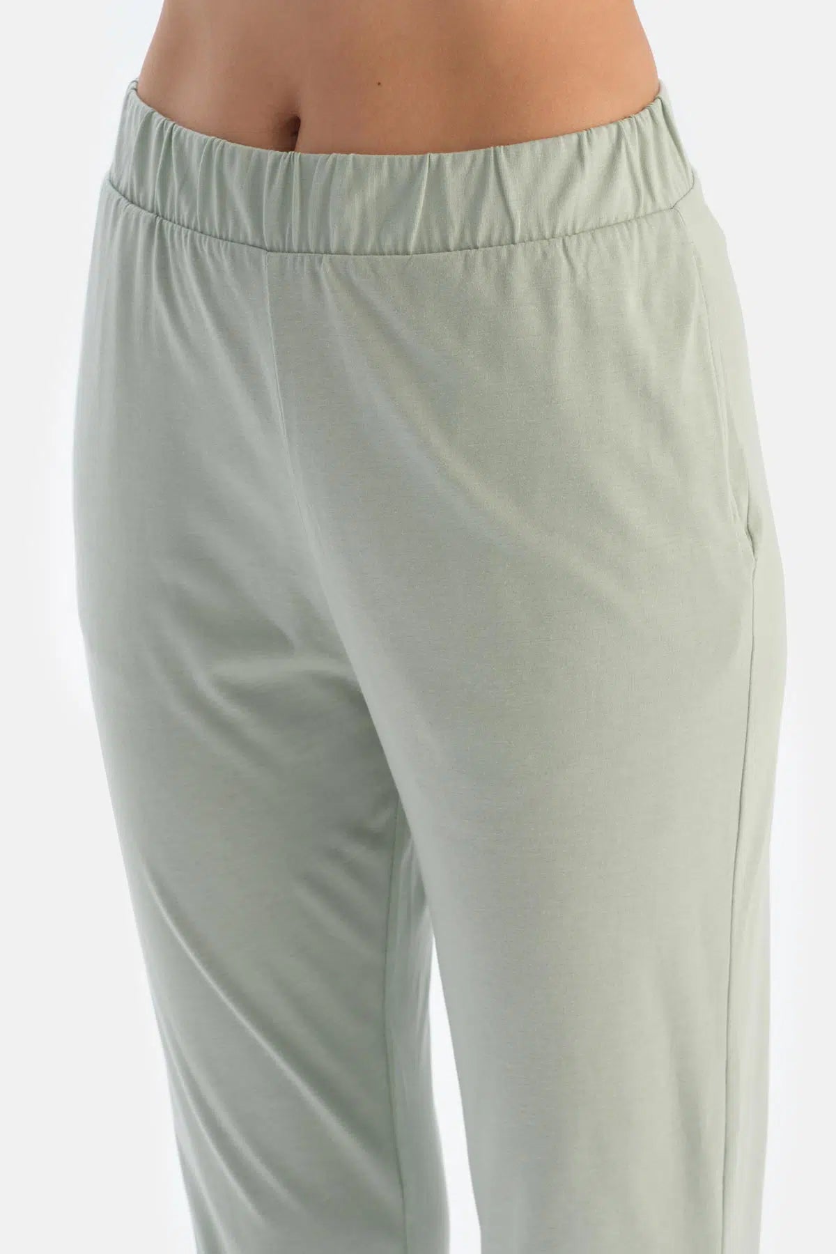 Mint Yeşili Saten Garnili Modal Pijama Takımı